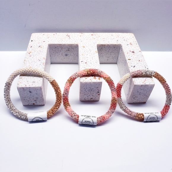 ROSE ALL DAY -Original Roll-On® Bracelets, 7" round, made in Nepal #1 (3 pieces) - Picture 5 of 5